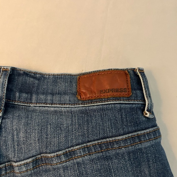 Express Super High Rise Jeans Size 4R - Picture 8 of 15